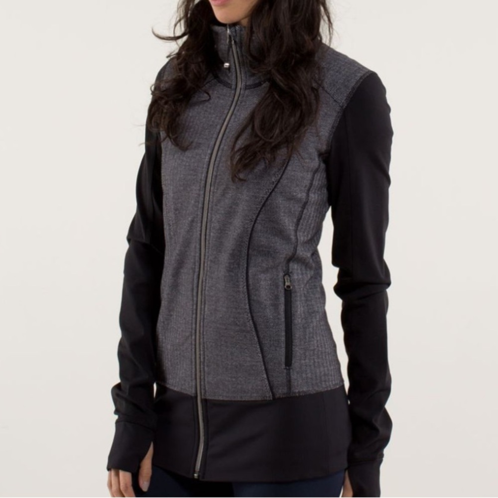 Lululemon Nice Asana Jacket Size 8 Gray Herringbone Black Sleeves Full Zip